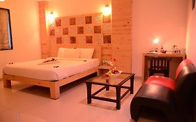 Hotel Stonarc 3*